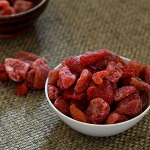 dry-strawberry-scaled