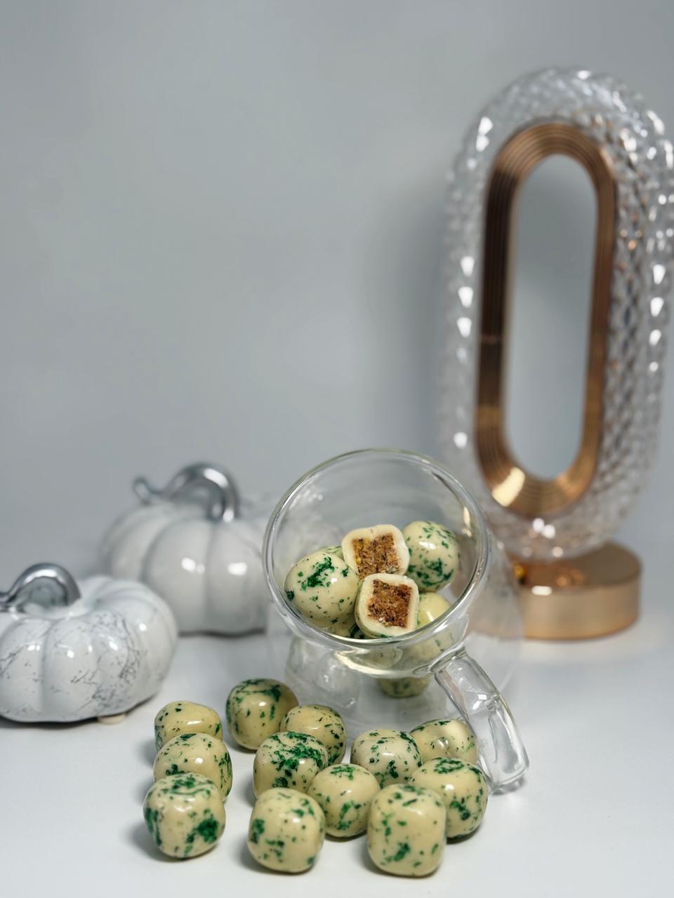 Pistachio Caramel Chocolate Dragee