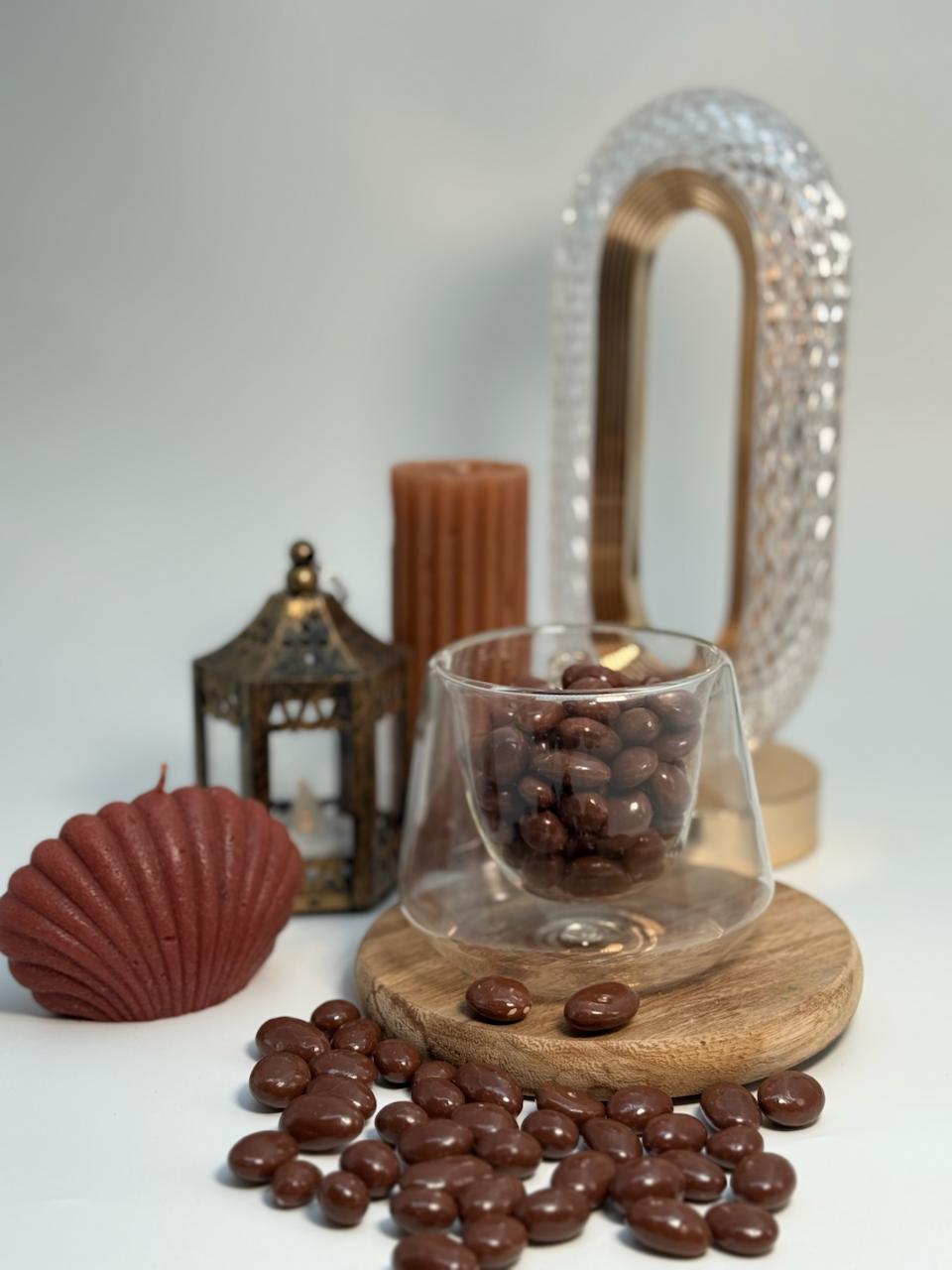 Black Raisin Chocolate Dragee